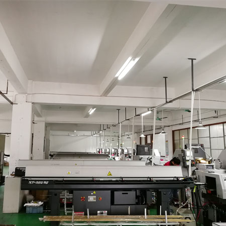 Imported lathe workshop 